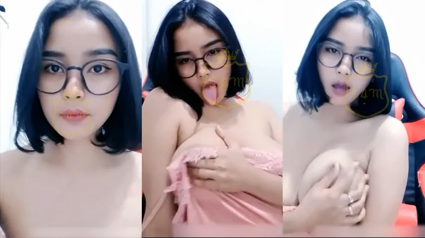 Bokep Indo Marscha Cantik Jilat Uting Tobrut